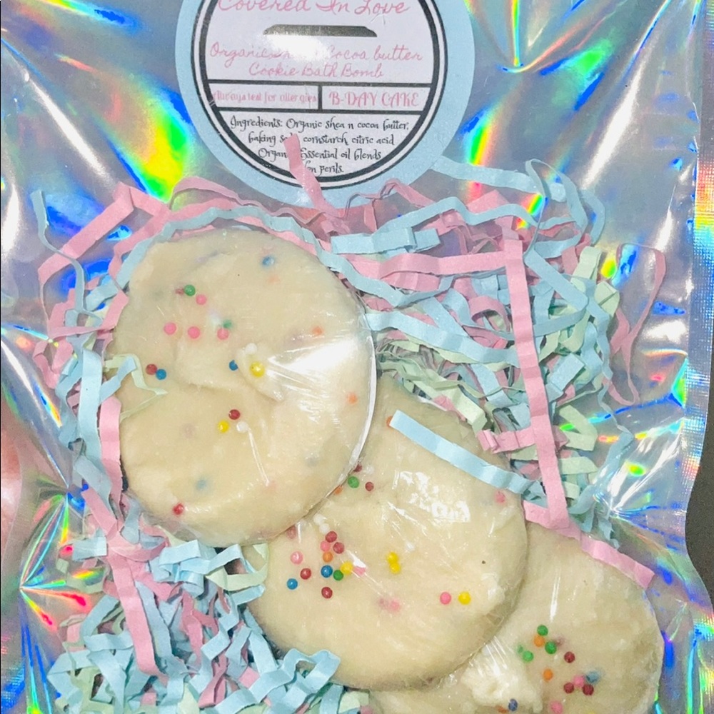 Bday cake scent organic  cocoa n shea butter bath bomb cookies